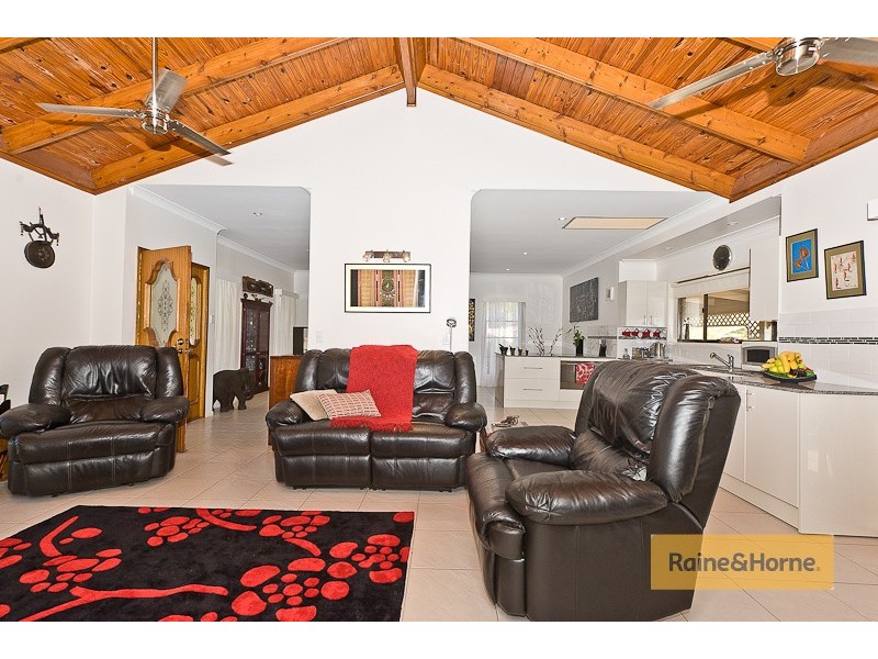 48 James Mac Crt, Narangba QLD 4504