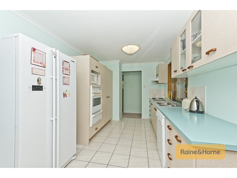 6 Sturt St, Morayfield QLD 4506