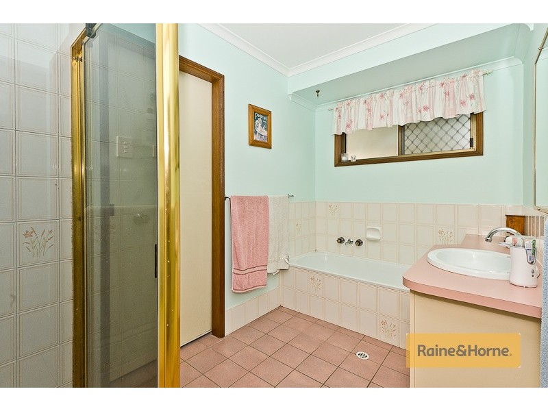 6 Sturt St, Morayfield QLD 4506