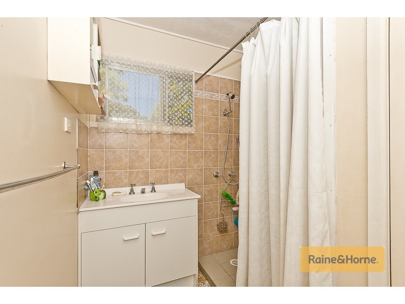 214 School Road, Kallangur QLD 4503