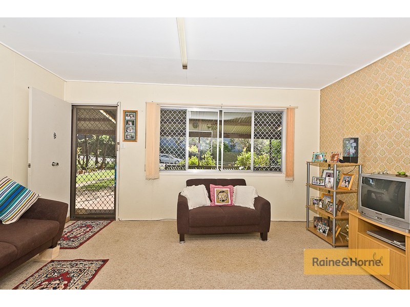 214 School Road, Kallangur QLD 4503