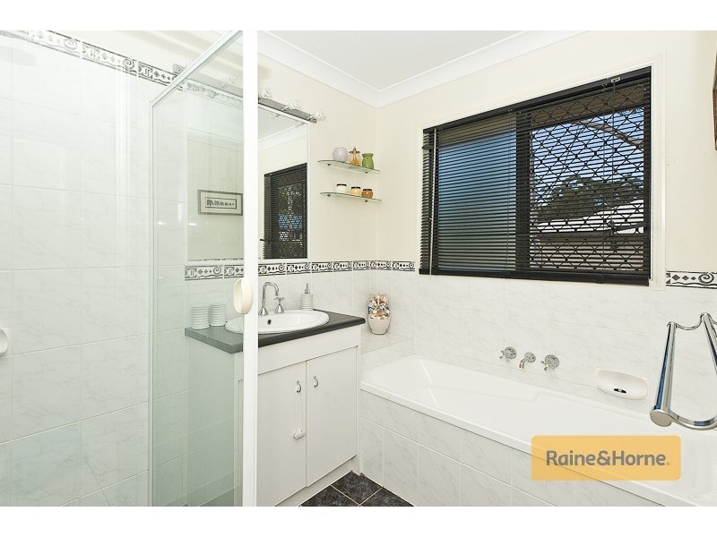 1 Moogerah Pl, Burpengary QLD 4505