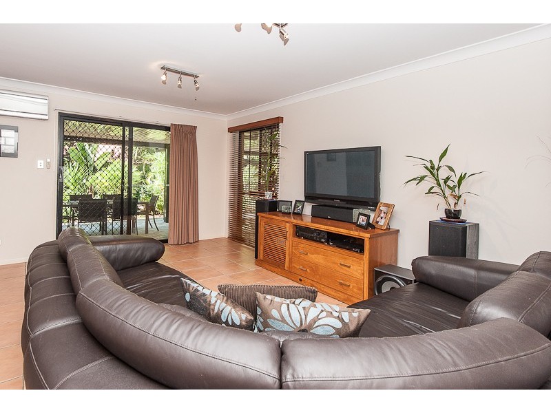 15 Boonjee Cl, Narangba QLD 4504