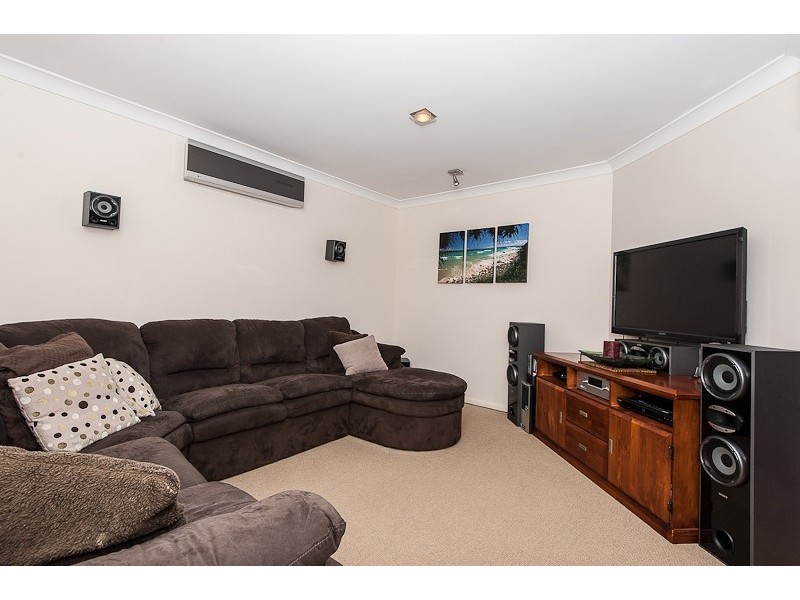 15 Boonjee Cl, Narangba QLD 4504