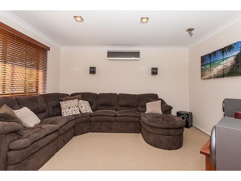 15 Boonjee Cl, Narangba QLD 4504