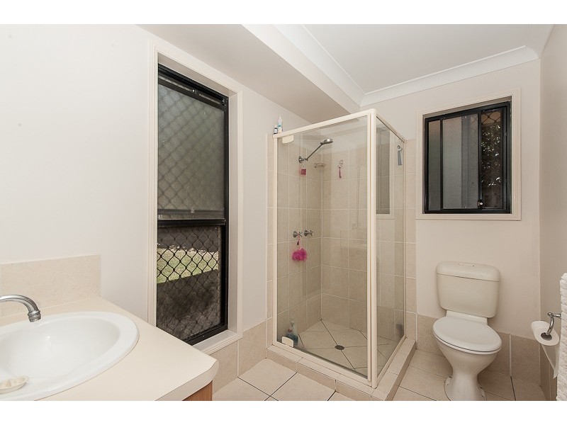 15 Boonjee Cl, Narangba QLD 4504