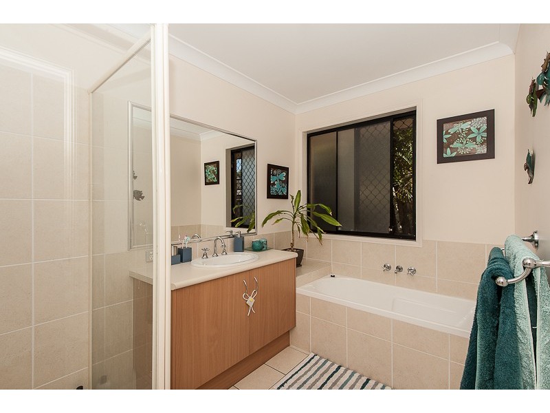 15 Boonjee Cl, Narangba QLD 4504
