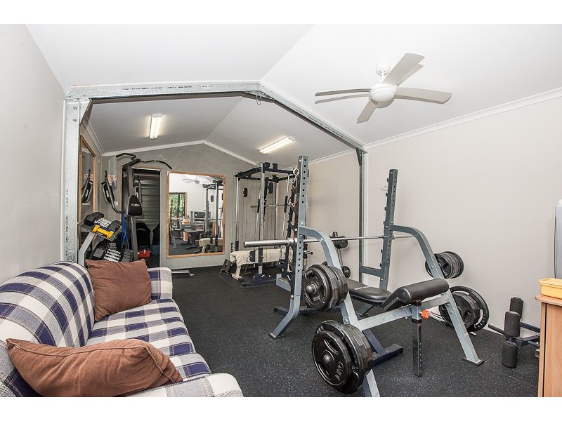 15 Boonjee Cl, Narangba QLD 4504