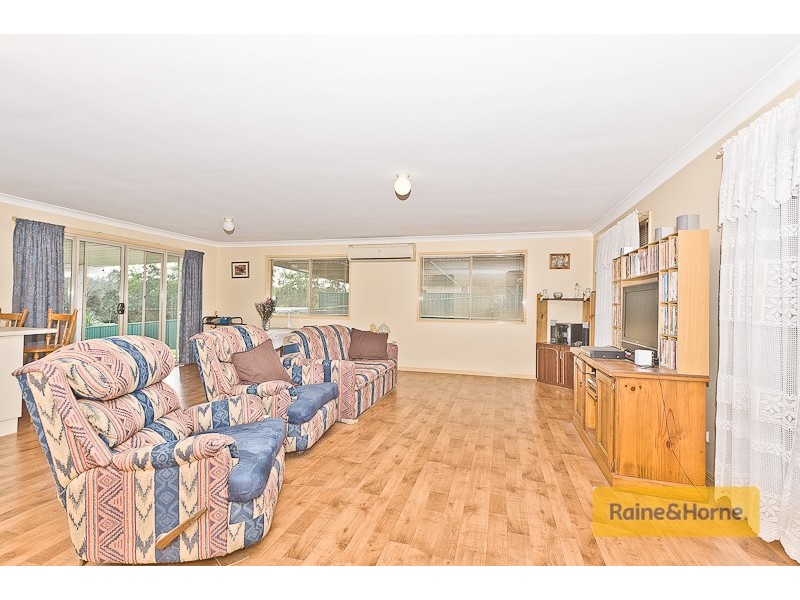 33 Burgundy Drive, Morayfield QLD 4506