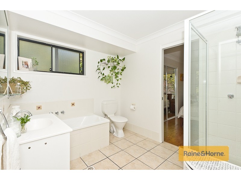 11 Matterhorn Dr, Narangba QLD 4504