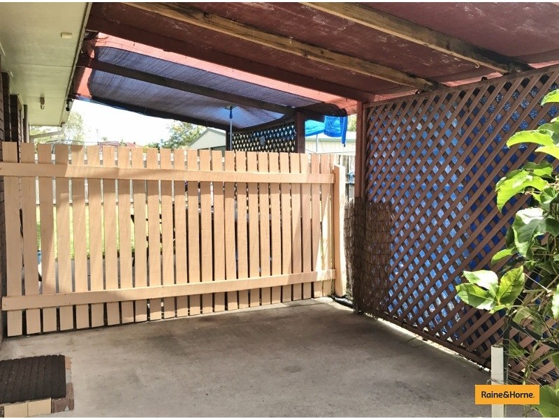 2/100 Henderson Road, Burpengary QLD 4505