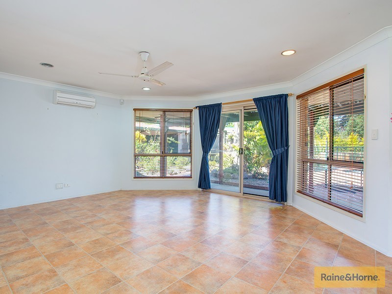 70-72 Hawthorn Rd, Burpengary QLD 4505
