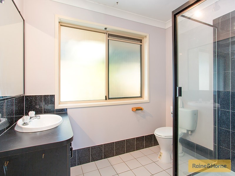 70-72 Hawthorn Rd, Burpengary QLD 4505