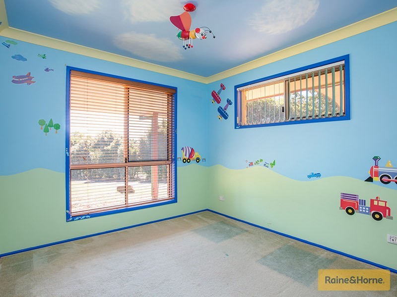 70-72 Hawthorn Rd, Burpengary QLD 4505