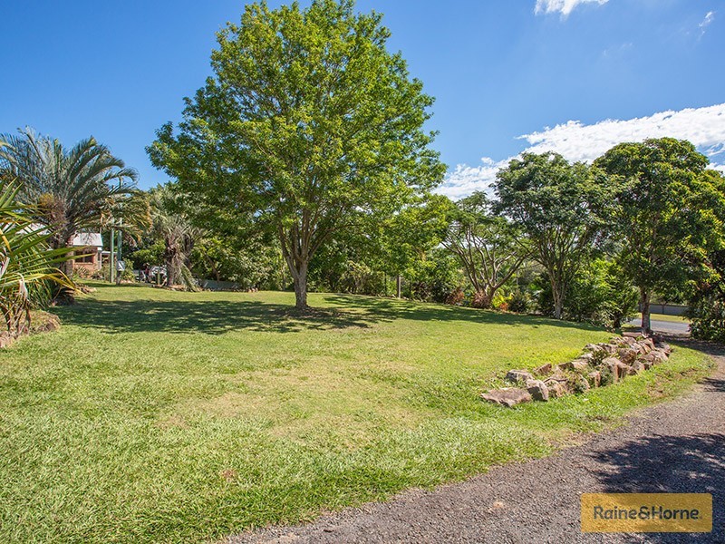 70-72 Hawthorn Rd, Burpengary QLD 4505