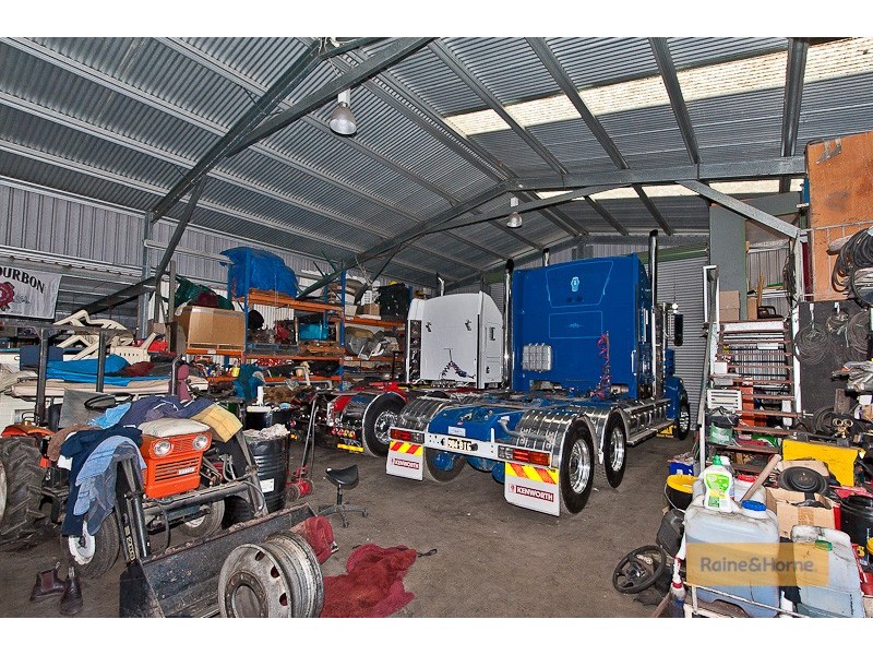 1 Kurrajong Dr, Burpengary QLD 4505