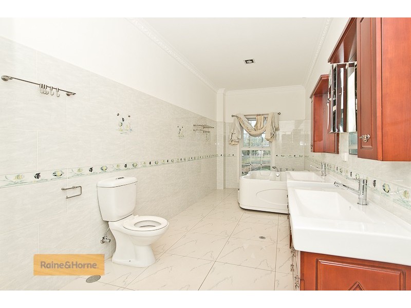 25 Casino Crt, Burpengary QLD 4505