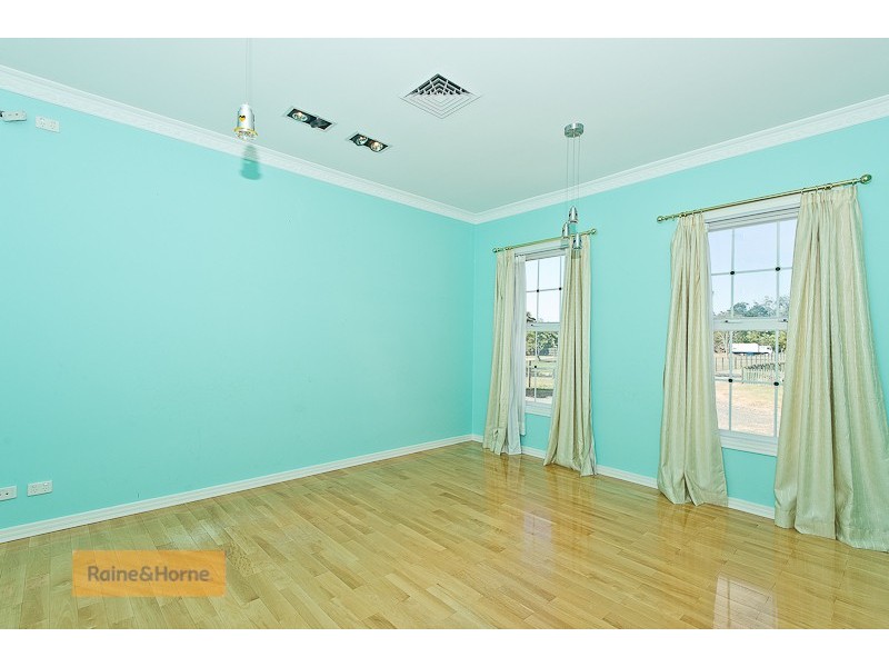 25 Casino Crt, Burpengary QLD 4505
