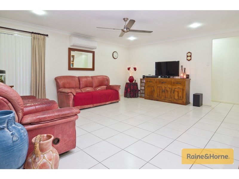 8 Crinum Ct, Narangba QLD 4504