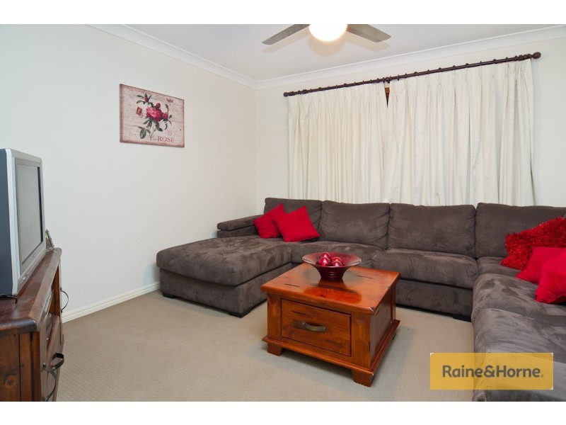 8 Crinum Ct, Narangba QLD 4504