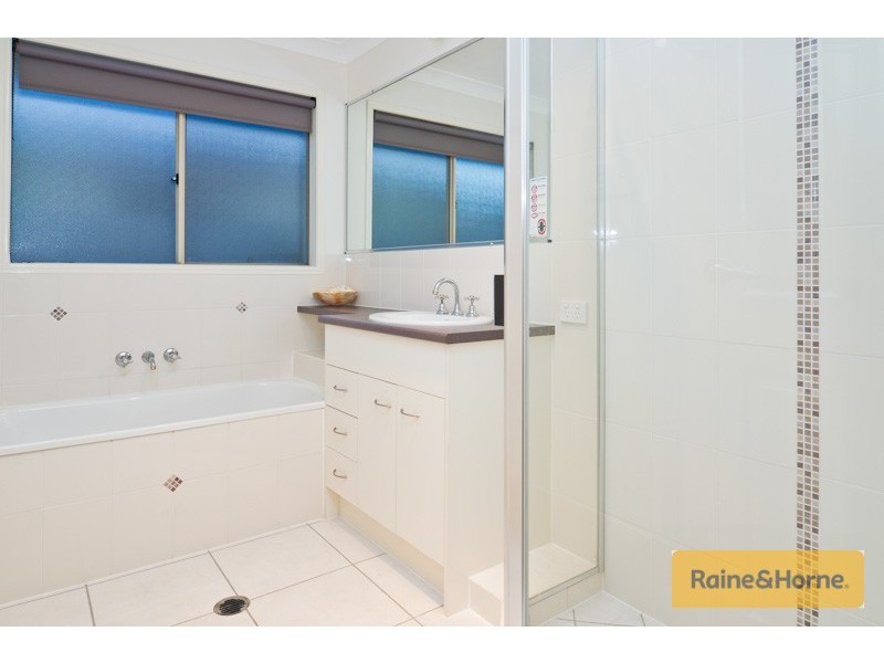 8 Crinum Ct, Narangba QLD 4504