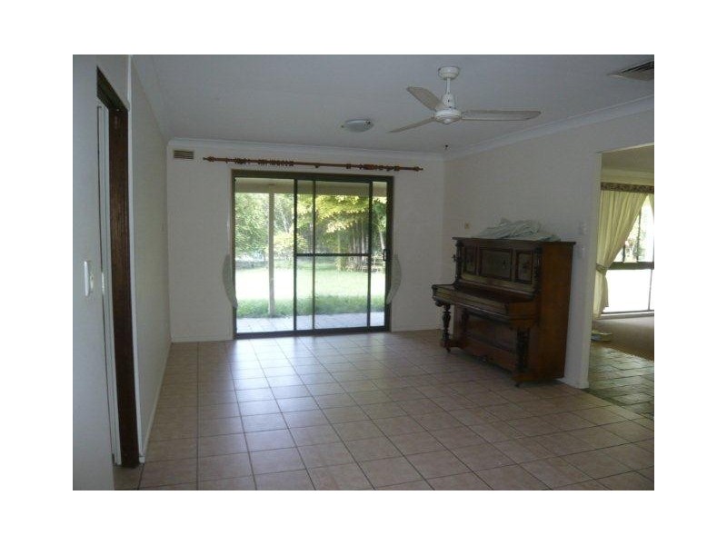 15 Cammack St, Burpengary QLD 4505