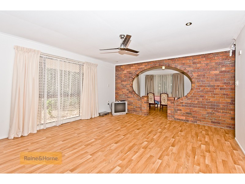 33 Jamaica Drive, Deception Bay QLD 4508