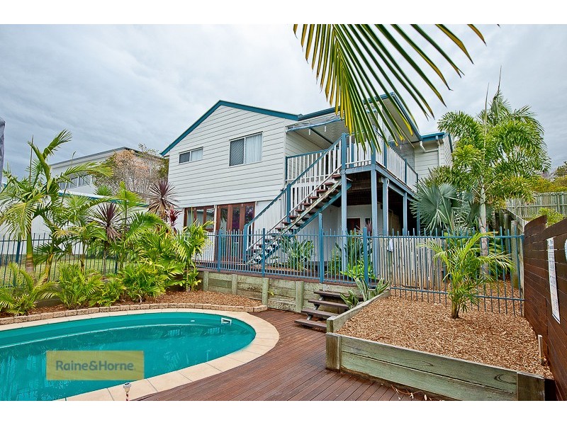 22 Young Rd, Narangba QLD 4504