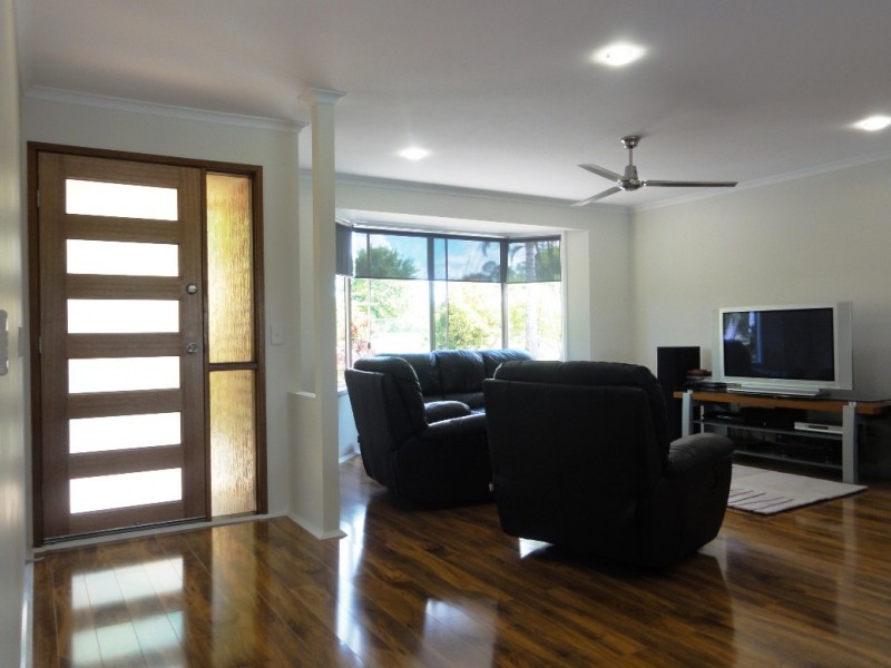27 Bramston Court, Burpengary QLD 4505