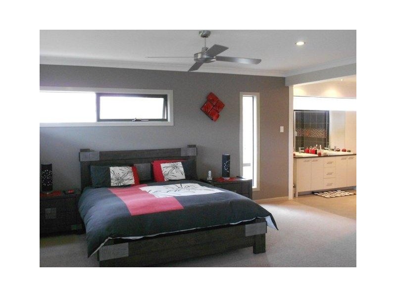 299 Stanton Road, Woodford QLD 4514