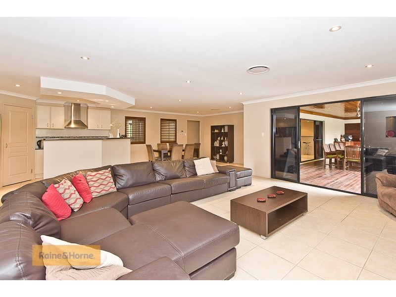 55 River Oak Way, Narangba QLD 4504