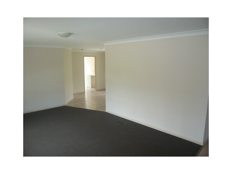 4 Liberty Ct, Morayfield QLD 4506