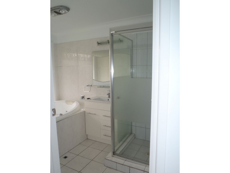 279 Old Bay Rd, Burpengary QLD 4505