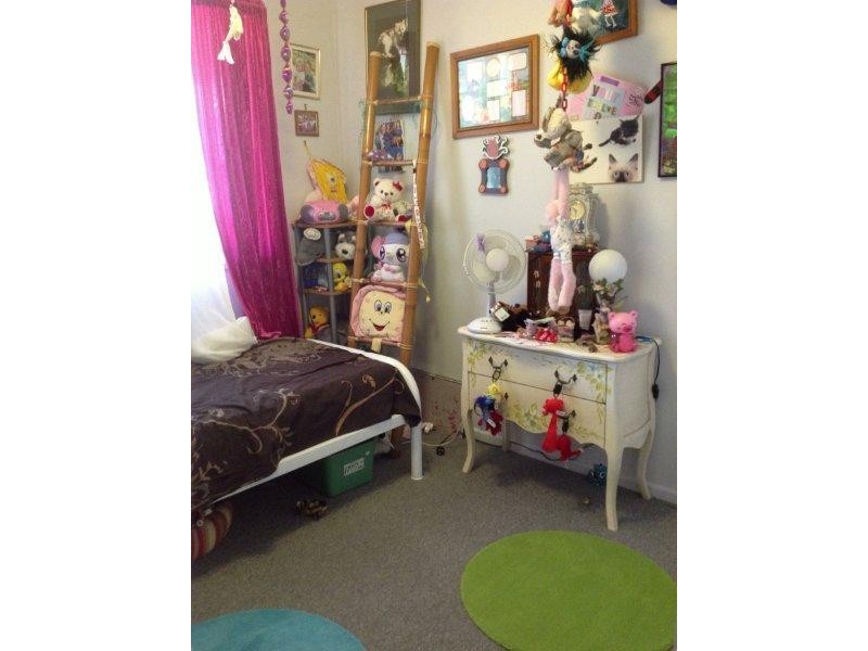 23 Crestwell Close, Morayfield QLD 4506