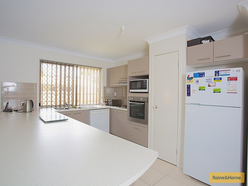 25 Grant Road, Morayfield QLD 4506