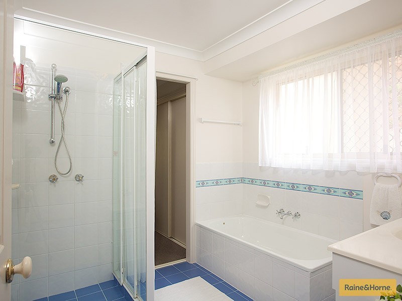 6 Jambola Ct, Narangba QLD 4504