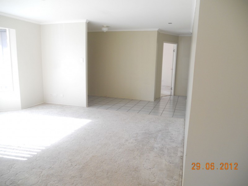 21 Franklin Cres, Morayfield QLD 4506