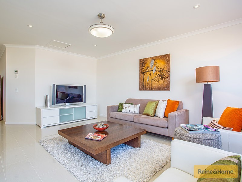 187 MacDonald Dr, Narangba QLD 4504