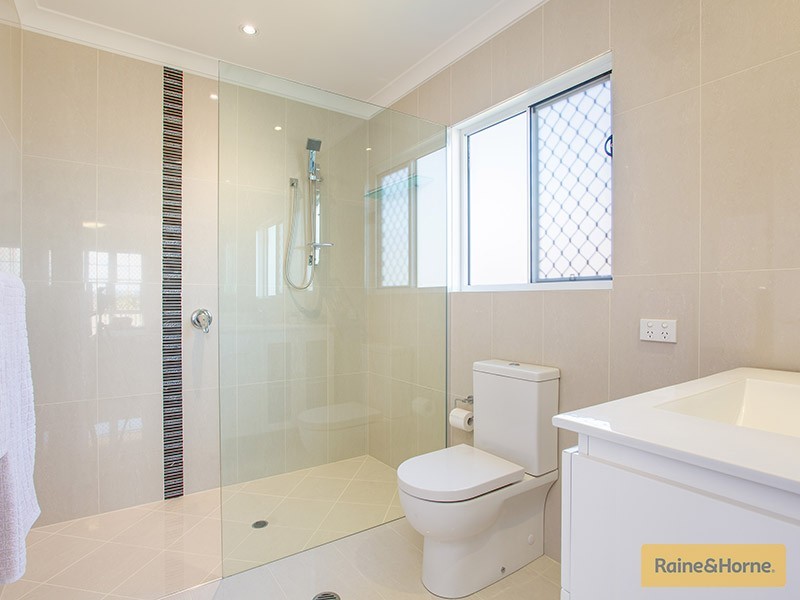 187 MacDonald Dr, Narangba QLD 4504