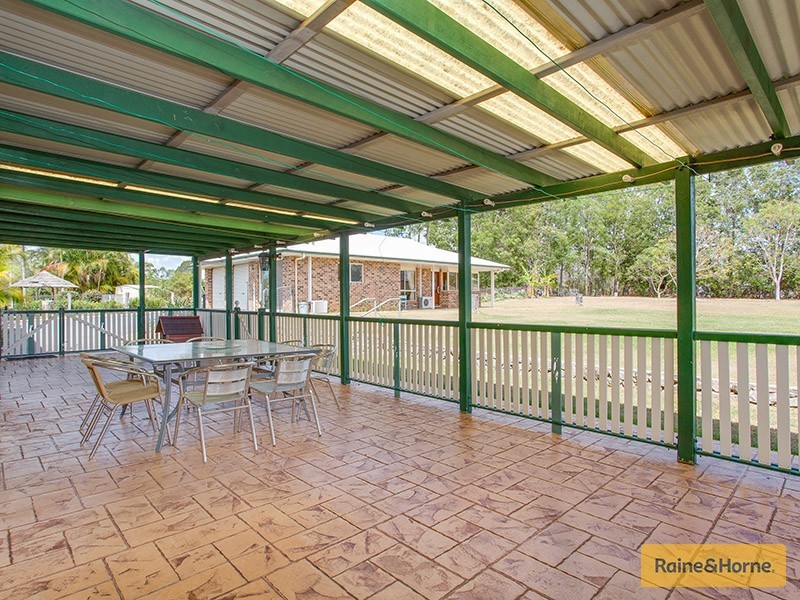 19 Chablis Court, Morayfield QLD 4506