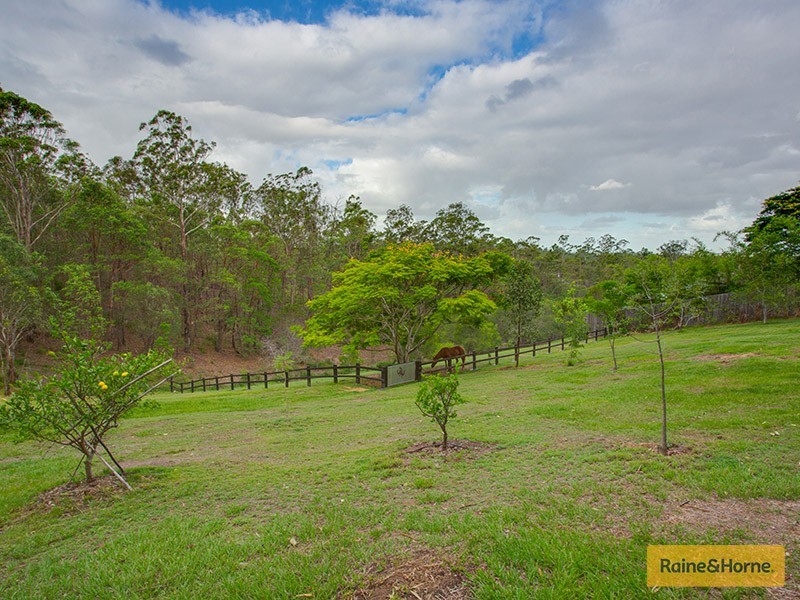 172 Alf Dobson Rd, Narangba QLD 4504