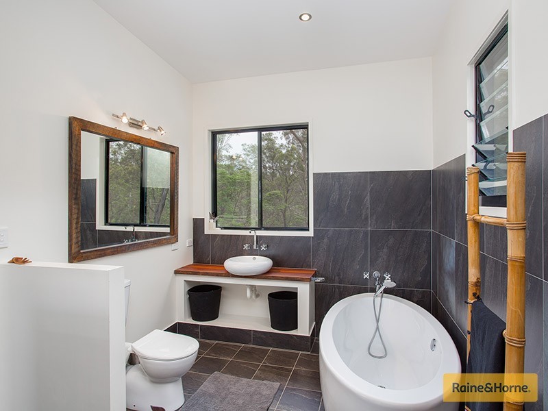 172 Alf Dobson Rd, Narangba QLD 4504