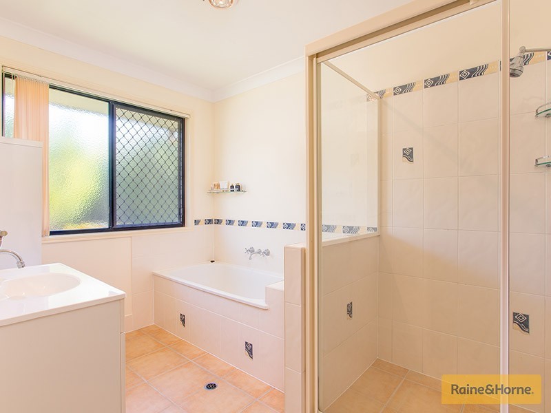 93-95 Burgundy Dr, Morayfield QLD 4506