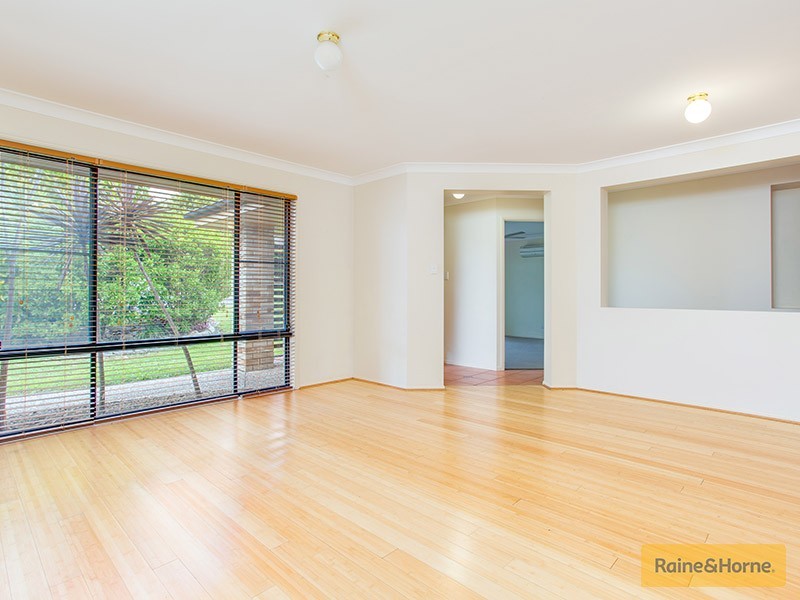 18 Palmer Place, Narangba QLD 4504