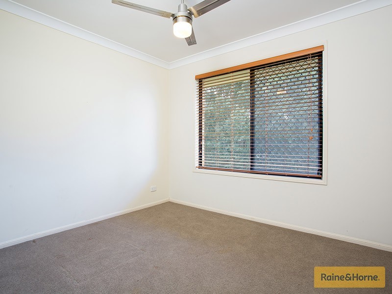 18 Palmer Place, Narangba QLD 4504