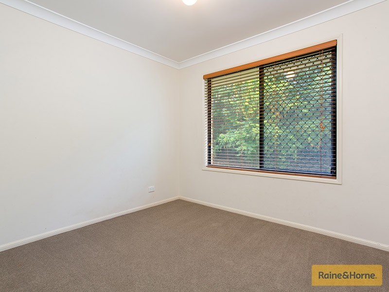 18 Palmer Place, Narangba QLD 4504