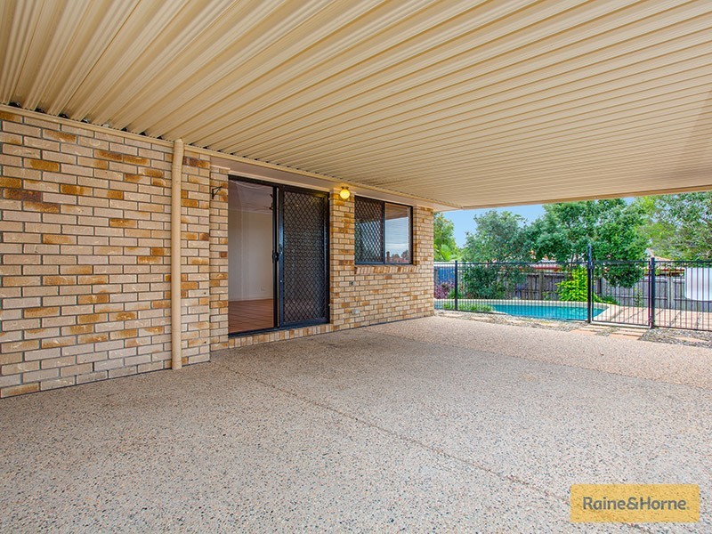 18 Palmer Place, Narangba QLD 4504