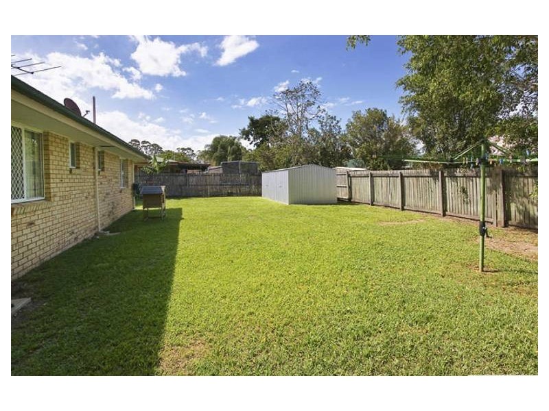 11 Crestwell Cl, Morayfield QLD 4506