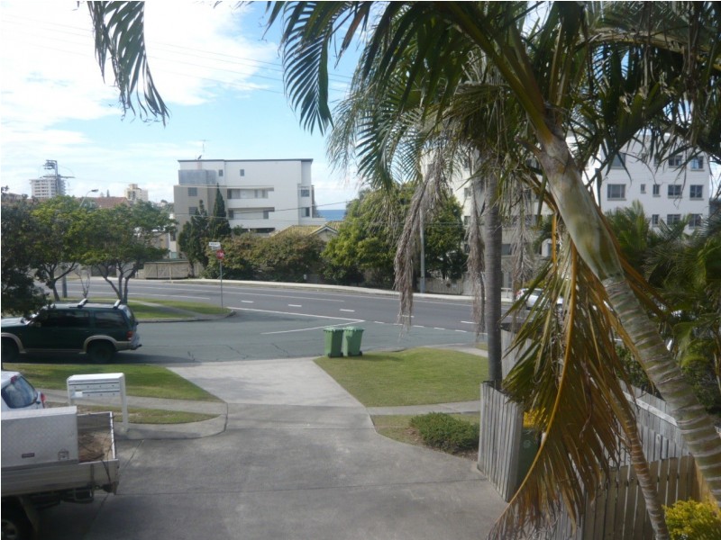 1/14 Mahia Terrace, Kings Beach QLD 4551