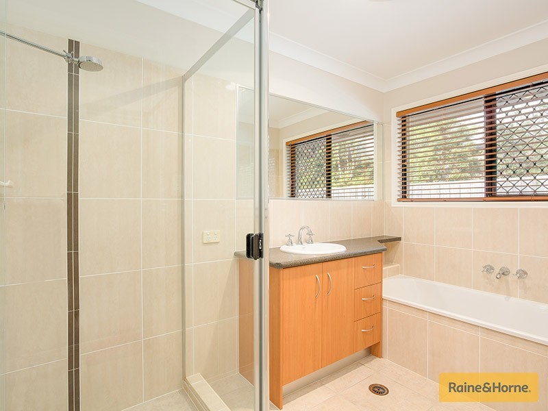 20 Creekside Dr, Narangba QLD 4504